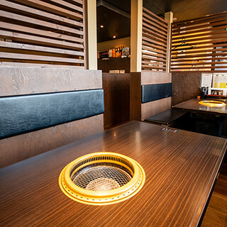 テーブル席は、楽々スムーズに注文できるタッチパネル付き◎