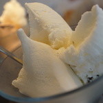 ジェラテリア ジェリーム - ジャスミン、メープル、チョコチップ