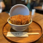 とんかつ丸七 - 国産ロース「上」300g