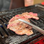 焼肉屋 輪 - 