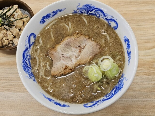 八助 - 津軽大沢（ラーメン）の写真