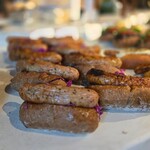 DACOMECCA - ダコメッカドッグ　香しいハーブソーセージと香ばしくも柔らかいパンとのコラボ