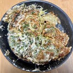 としのや - (今回の注文)あぶりねぎマヨそば【黒焼き】1350円(税込)蓋を開けたらこうでした。いつもは、こうではありません。
