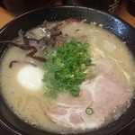 博多一幸舎 - 味玉ラーメン