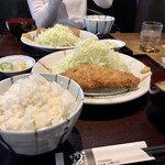 富山豚食堂 かつたま - ロースかつランチ