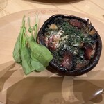 キノピオ・カフェ - 巨大マッシュルームのピッツァ　1700円