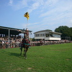 馬事公苑 売店 - 取ったどー！って叫んでます　（2012 愛馬の日）