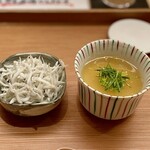 銀座 鼓門 - 和歌山県産初物釜揚げしらす
      のりそれと百合根の茶碗蒸し