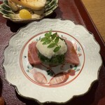 おかもと - 本マグロ、青海苔、山芋、揚げ茄子。