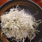 とんかつ小金庵 - キャベツ