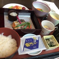 リュクス ダイニング ハプナ - 