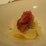 ラール・エ・ラ・マニエール - 大根のパスタ　アンキモとラディッシュ添え。