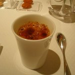 ラール・エ・ラ・マニエール - ラベンダーの香りのクレームブリュレ。