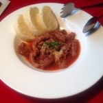 Pasta de' nord - トリッパの赤ワイン煮込み