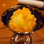 銀座おかもと - デザート1 ヨーグルト・シャーベット マンゴーソース掛け 2014.6.1x