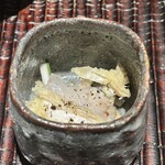 ぬま田 - 河豚の白子の天ぷらのフグ皮ポン酢