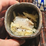 ぬま田 - 河豚の白子の天ぷらのフグ皮ポン酢