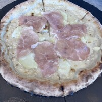 800°DEGREES ARTISAN PIZZERIA - 