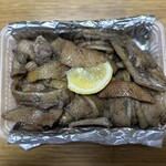 炭火焼鶏 吉松 - 地鶏皮焼900円  ヤバいよ旨いよ。
