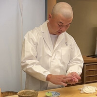鮨 あらい - 木曽檜の付け台