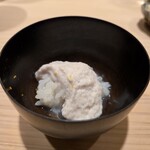 あじゅう田 - フグの白子出汁と合わせシャリに掛けたもの