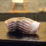 あじゅう田 - コハダ 仕事が光る