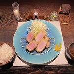 カツレツMATUMURA - 本日の厳選豚フィレ肉とロース肉低温カツレツのDUO110g