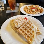 茶房こもん - ワッフル