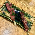 旬ものと日本酒 とみ笑 - レバーとハツ