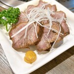 焼肉・光陽 - 自家製牛タン煮
