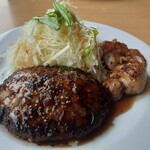 ジョイフル - ペッパーハンバーグ&ひとくちチキンソテー