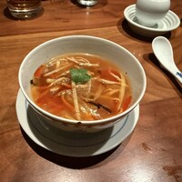 桃仙閣 東京 - 酸辣湯麺