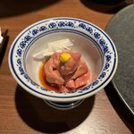 やきとり 右羽。 - レバ刺し