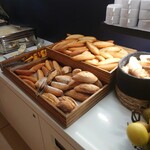 AIR FRANCE Lounge - パン