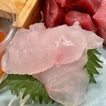 魚熊鮮魚店と立ち飲みぼてふり - 