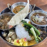 BLOCK HOUSE 水曜カレー - 