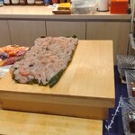 すしやのたい悟 - 昆布〆にした甘海老