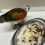 かれーの店 うどん  - オイスターオーシャン、ご飯大盛り、チーズ、スパイシーひき肉、焼トマト