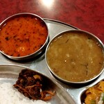 プルジャ ダイニング - 