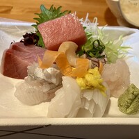 四季彩 - 刺身盛り合わせ一人前 時価
