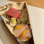 ひろ作 - マグロと九絵の昆布締め唐墨掛けでーす。②