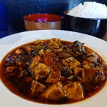 恋人は麻婆豆腐 - とりあえず、辛さは当店おすすめの2辛でお願いしました