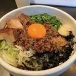 らーめん まぜそば てっぺん - 