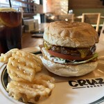 CRUZ BURGERS & CRAFT BEERS - 