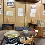 Sakae Sushi - にゅうめんとお寿司のセット ¥1,000-