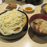 粉家 - うどんと肉汁