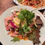 タイ・イサーン料理ヤムヤム 銀座 - ヤムムータクライ