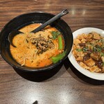 上海華龍 - 【2025.1.29(水)】ラーメンセット（担々麺＋麻婆豆腐丼）950円