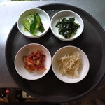 神戸苑 - 前菜４種