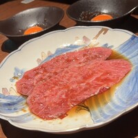 焼肉 にくだらけ - 